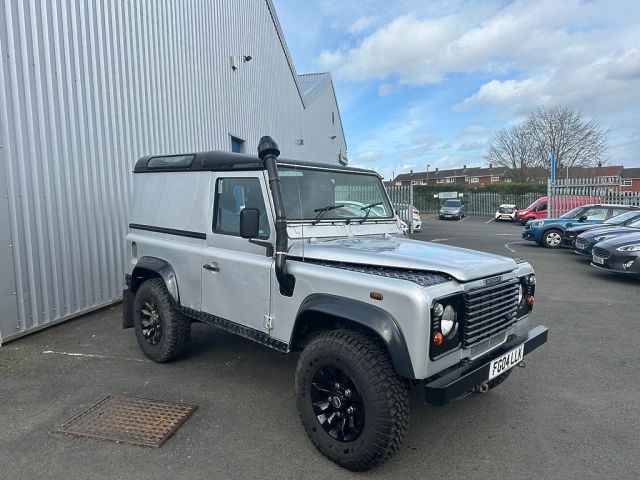 2004 (04) Land Rover Defender 90 2.5 TD5 County Hard Top 3dr Diesel Manual SWB (282 g/km, 120 bhp)
