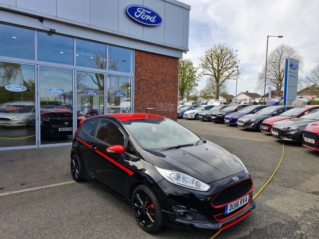 2016 (16) Ford Fiesta 1.0T EcoBoost ST-Line Hatchback 3dr Petrol Manual Euro 6 (s/s) (140 ps)