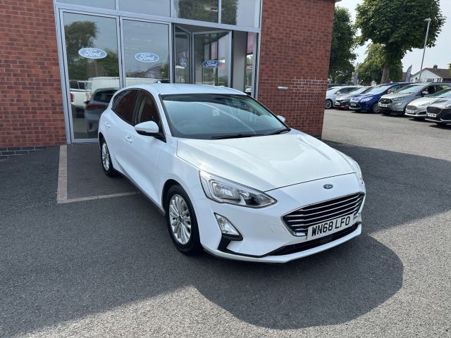 2018 (68) Ford Focus 1.0T EcoBoost Titanium Hatchback 5dr Petrol Auto Euro 6 (s/s) (125 ps)